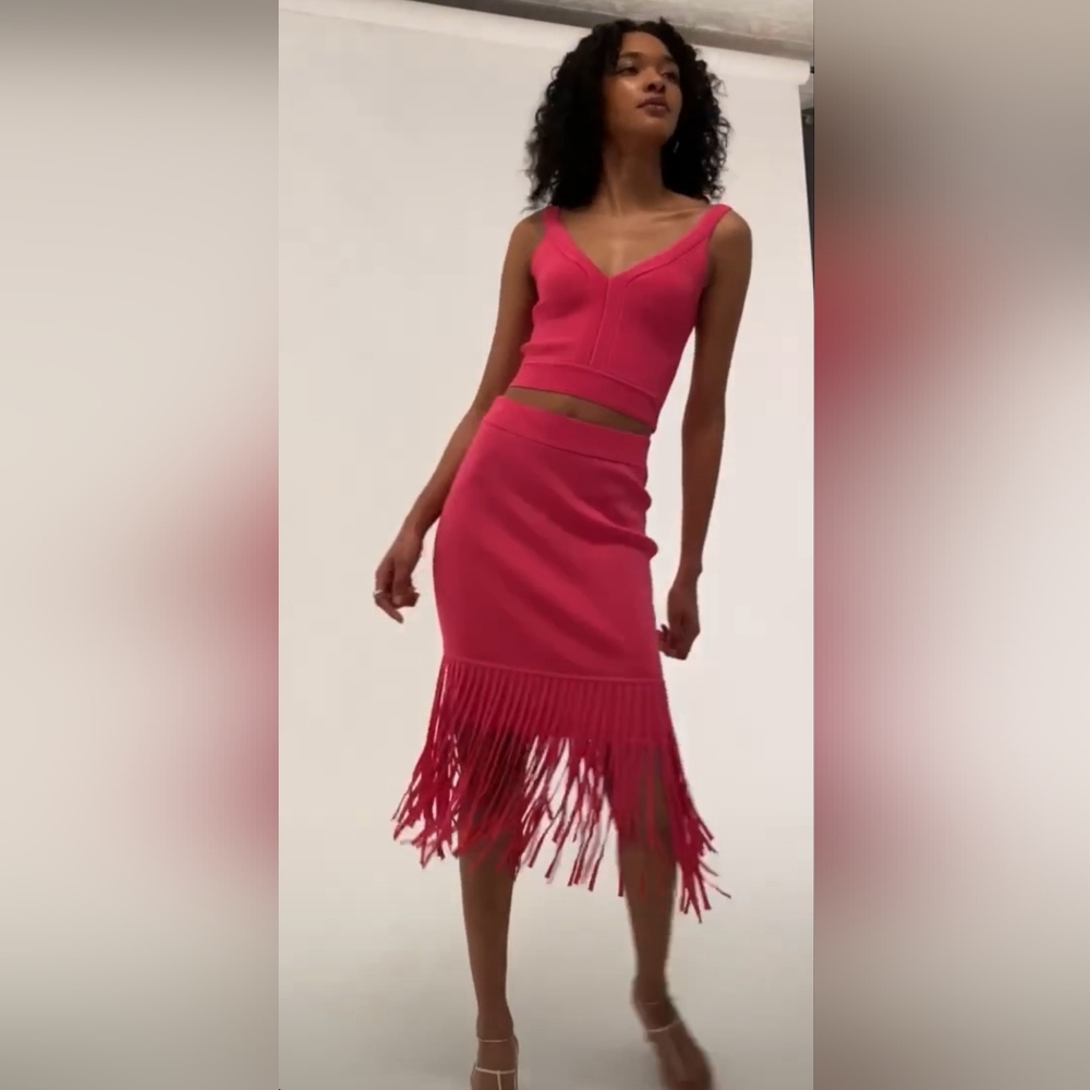 NWT!! Toccin Women’s Pink Fringe Knit Skirt Set - Picture 2 of 15